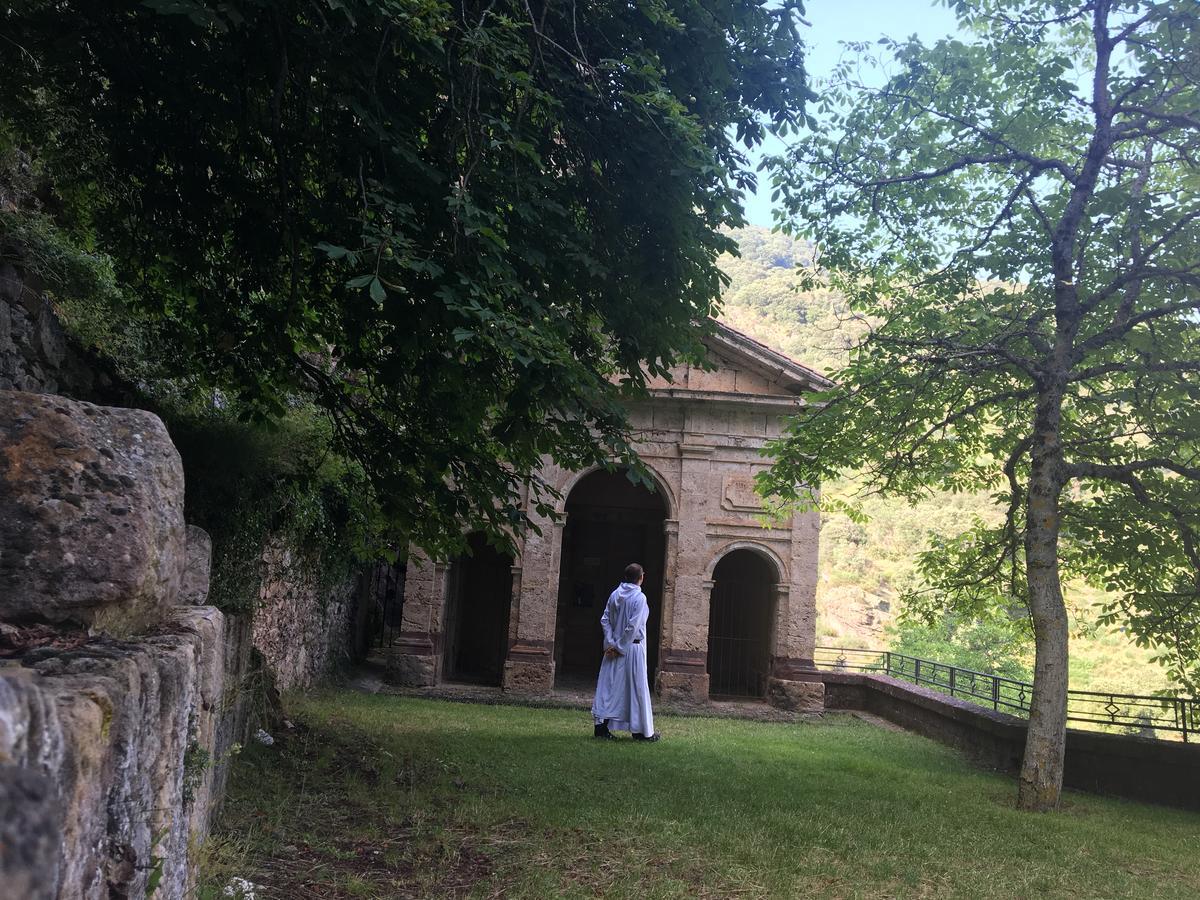 Monasterio De Santa Maria De Valvanera Anguiano Екстер'єр фото