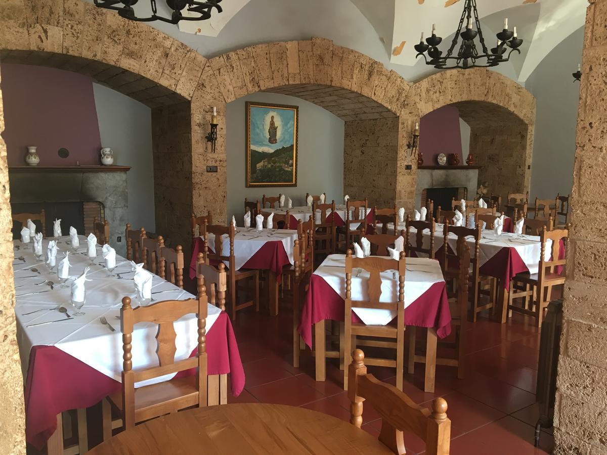 Monasterio De Santa Maria De Valvanera Anguiano Екстер'єр фото